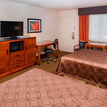 Best Western Executive Inn Хобс Екстериор снимка