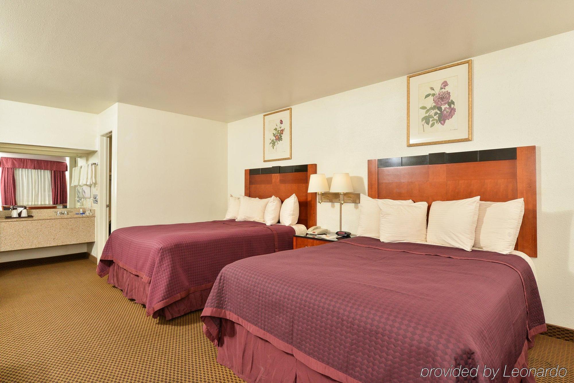 Best Western Executive Inn Хобс Екстериор снимка