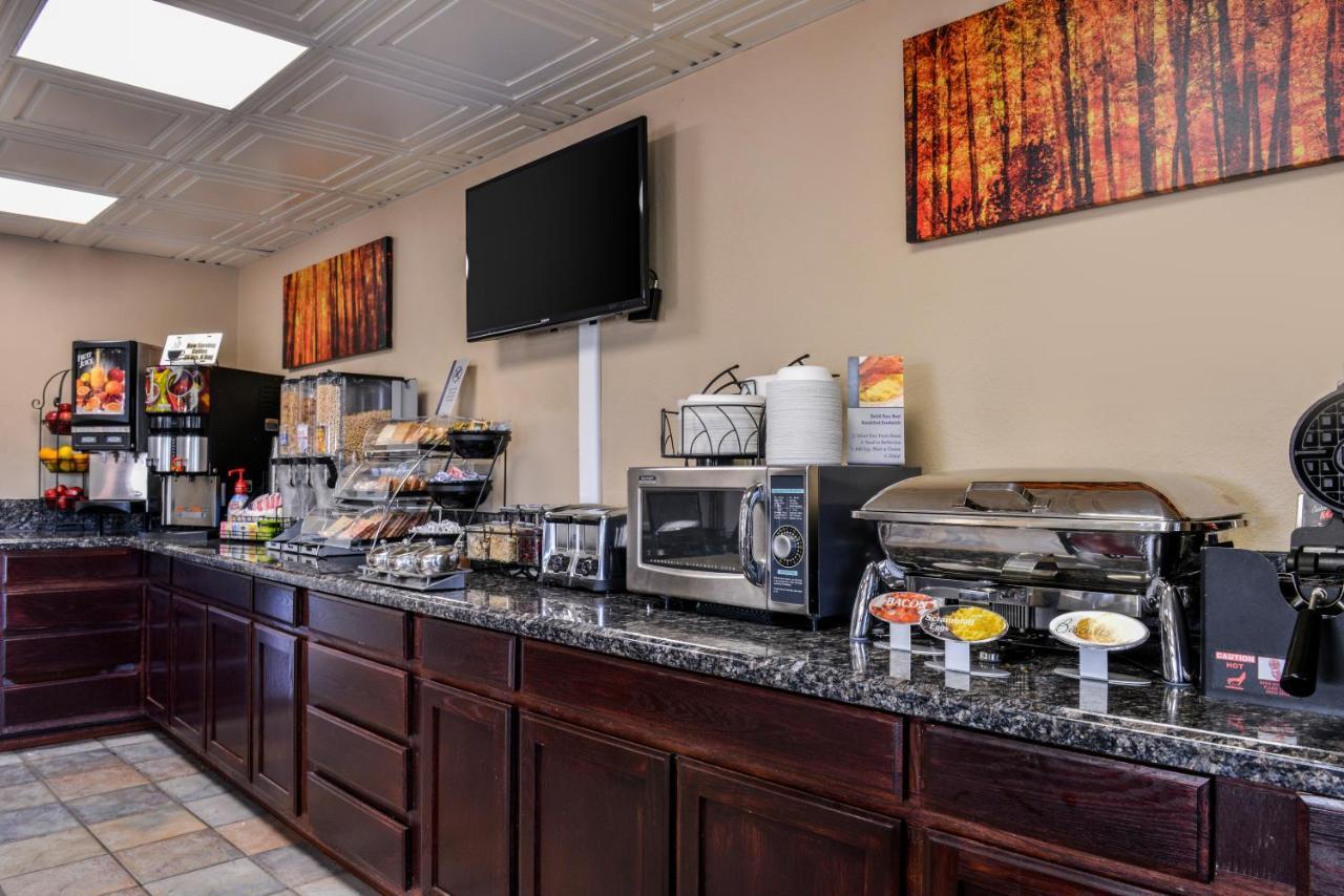 Best Western Executive Inn Хобс Стая снимка